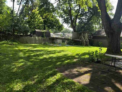 Lawn Care service in Glen Ellyn, 60137