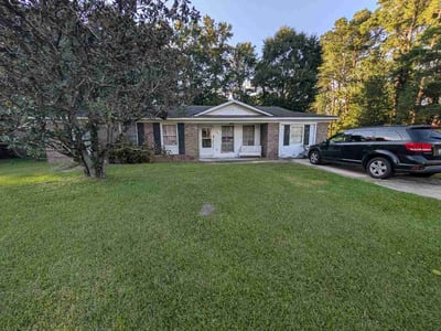 Lawn Care service in Ladson, 29456