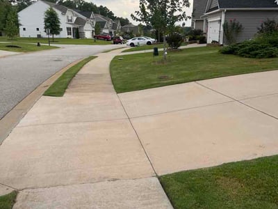 Lawn Care service in Laurens, 29360