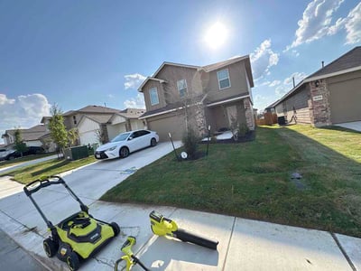 Lawn Care service in Beverly Hills, 90210