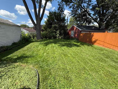 Lawn Care service in Bartlett, 60103