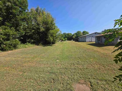 Lawn Care service in Lawton, 73501