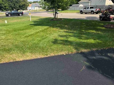 Lawn Care service in Farmington, 55024
