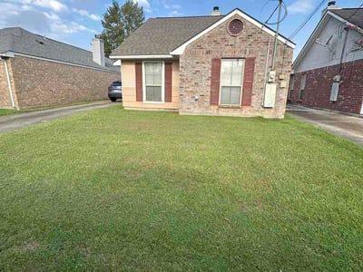 Lawn Care service in Zachary, 70791