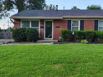 Lawn Care service in St Matthews, 40207
