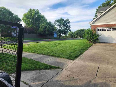 Lawn Care service in Brownsburg, 46112