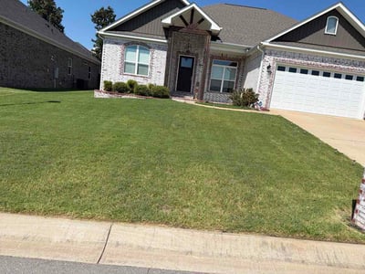 Lawn Care service in Sherwood, 72120