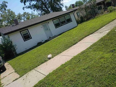 Lawn Care service in Roselle, 60172