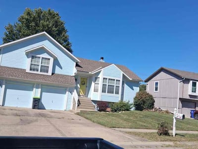 Lawn Care service in Gardner, 66030