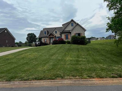 Lawn Care service in Bessemer City, 28016