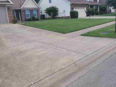 Lawn Care service in Jeffersontown, 40299