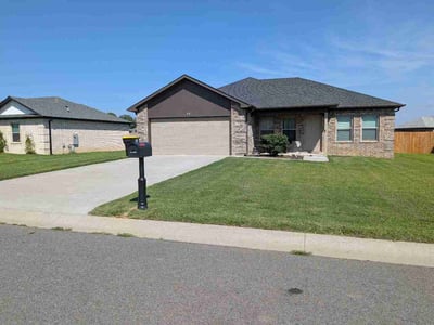 Lawn Care service in Sheridan, 72150