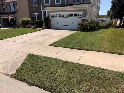Lawn Care service in Davidson, 28036