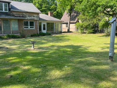 Lawn Care service in Highland Park, 60035