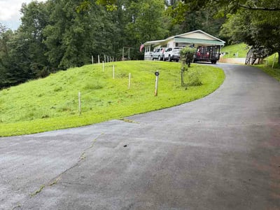 Lawn Care service in Weaverville, 28787
