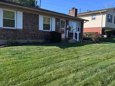 Lawn Care service in Winchester, 40391