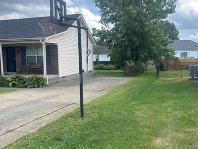 Lawn Care service in Mount Washington, 40047