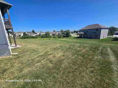 Lawn Care service in Jefferson City, 65101