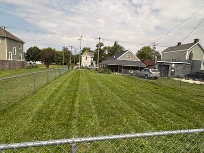 Lawn Care service in Beaver Falls, 15010