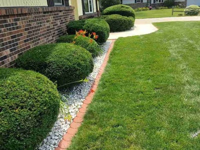 Lawn Care service in Mundelein, 60060