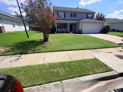 Lawn Care service in Clover, 29710