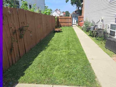 Lawn Care service in Warrenville, 60555