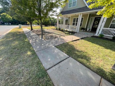Lawn Care service in Guthrie, 73044