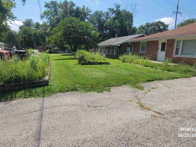 Lawn Care service in Dyer, 46311