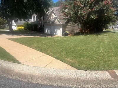 Lawn Care service in Waterville, 04901