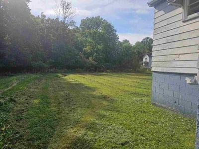 Lawn Care service in Menasha, 54952