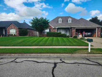 Lawn Care service in Skiatook, 74070