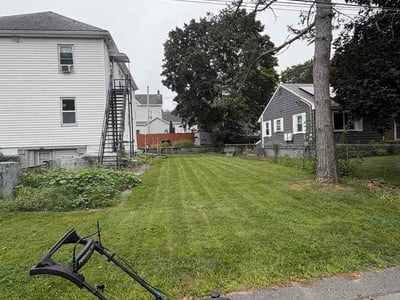 Lawn Care service in Franklin, 02038