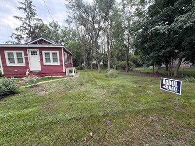 Lawn Care service in Muskegon, 49440