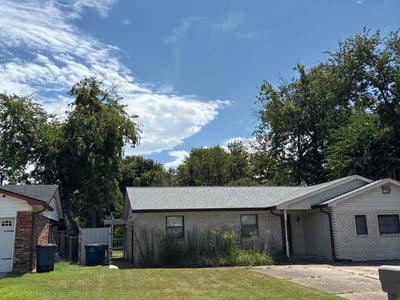 Lawn Care service in Tulsa, 74103