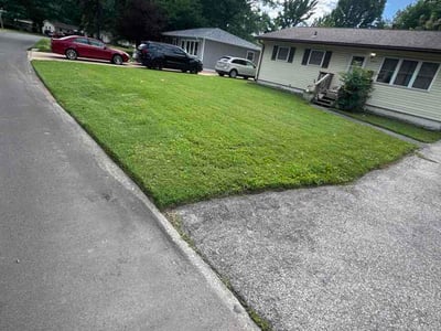 Lawn Care service in Overland, 63114