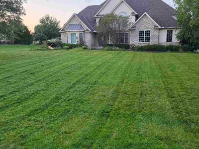 Lawn Care service in Powell, 43065