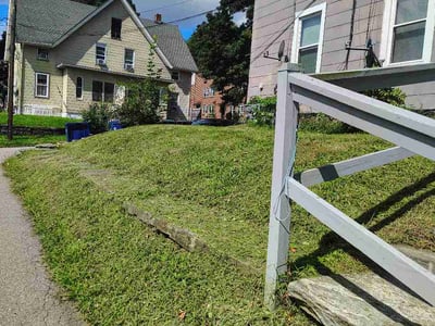Lawn Care service in Willimantic, 06226