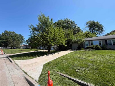 Lawn Care service in Waterloo, 64097