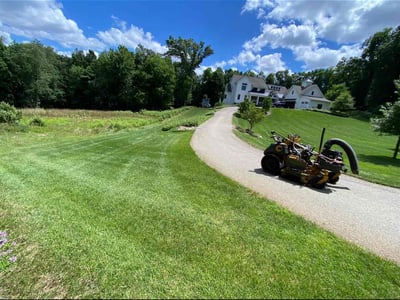 Lawn Care service in Comstock Park, 49321
