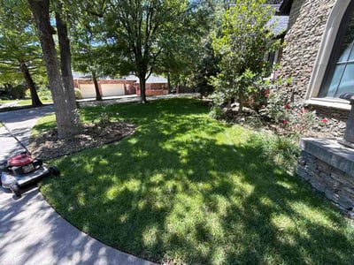 Lawn Care service in Harrah, 73045