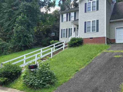 Lawn Care service in Powhatan, 23139