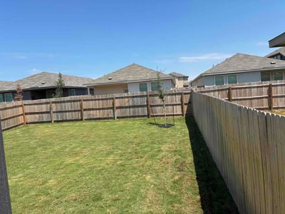 Lawn Care service in Converse, 78109