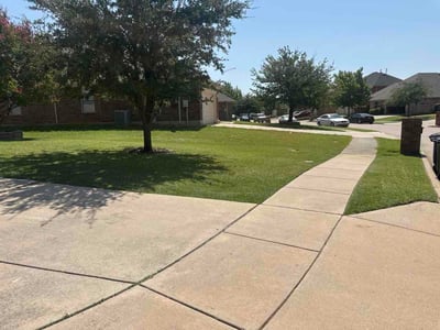 Lawn Care service in Granbury, 76048