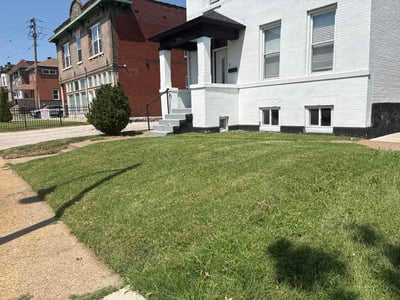 Lawn Care service in High Ridge, 63049
