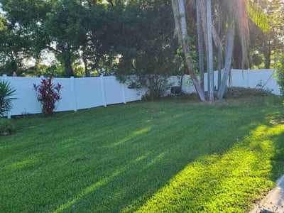 Lawn Care service in Pine Hills, 32808