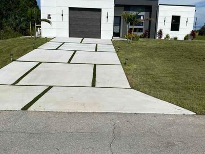 Lawn Care service in Lehigh Acres, 33972