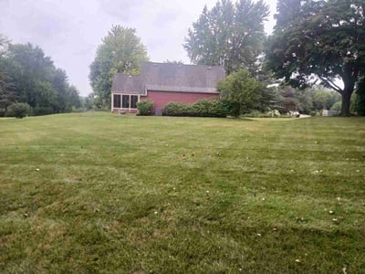 Lawn Care service in Batavia, 60510