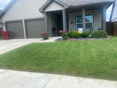 Lawn Care service in Lancaster, 75146