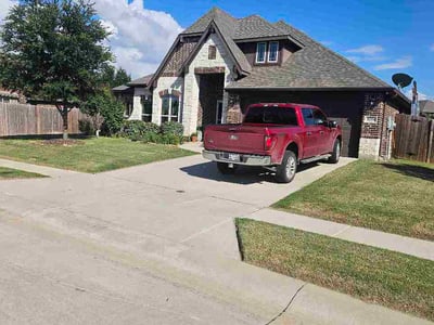 Lawn Care service in Aubrey, 76227