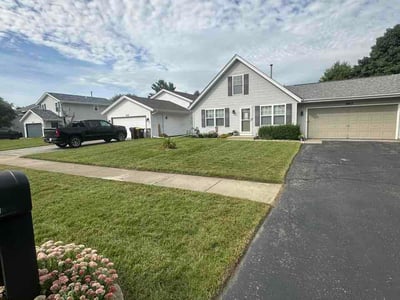 Lawn Care service in Westchester, 60154